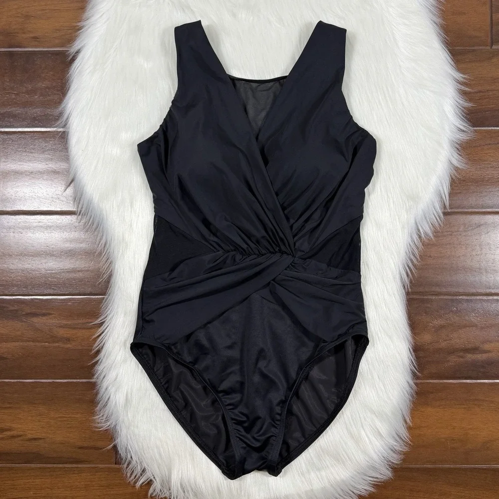 Miraclesuit Women's Size 12 / 14 ?‎ Black Palma Deep V One Piece Swimsuit
